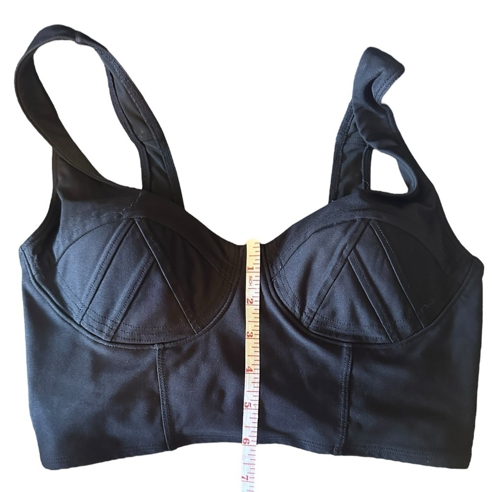 Fabletics Charlotte Low Impact Sports Bra - Black​​​​ - Picture 5 of 8